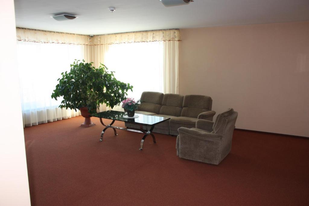 Hotel Мадона Экстерьер фото